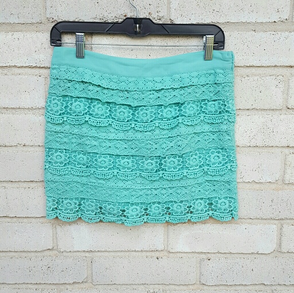 Dresses & Skirts - NWT Turquoise Lace Embellished Skirt Medium