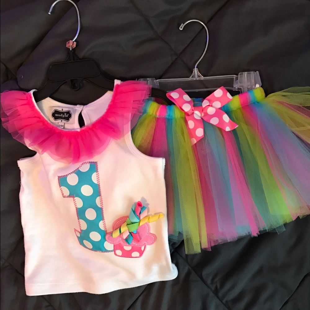 "1" outfit.