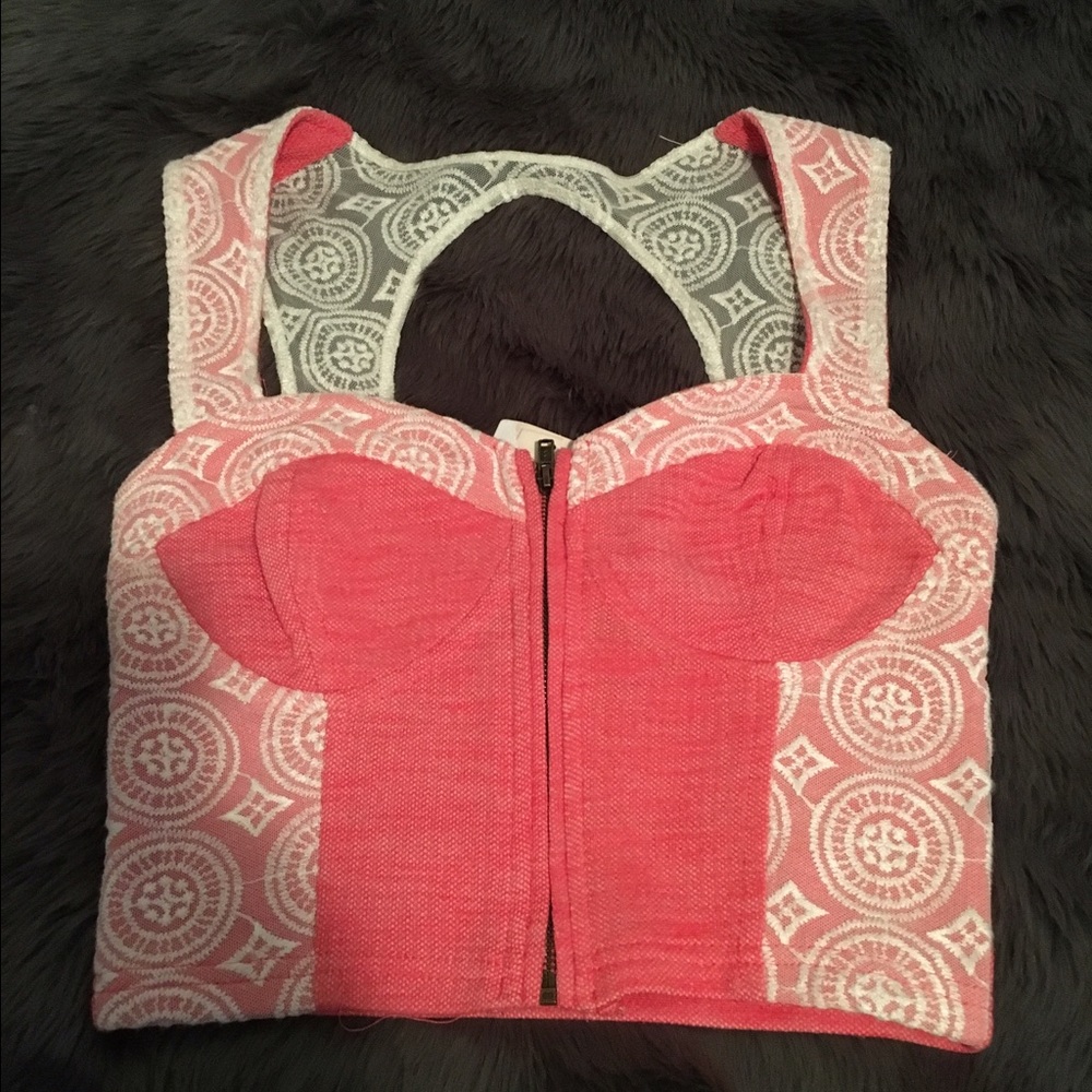 Sweetheart Lace Cropped Top