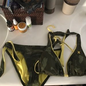 Hurley camo bikini medium