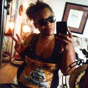 Meet your Posher, Rochelle