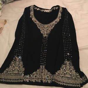 Dress black sweater- stunning sequin/lace detai