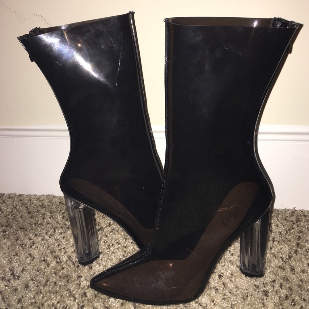 Pointed toe Black  Ankle Boot