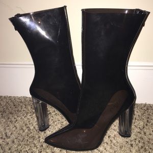 Pointed toe Black  Ankle Boot