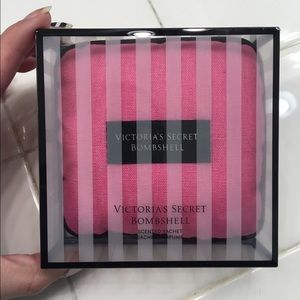 Victoria's Secret bombshell scented sachet