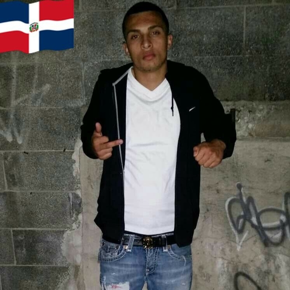 Meet your Posher, Benjamin - Picture 1 of 1