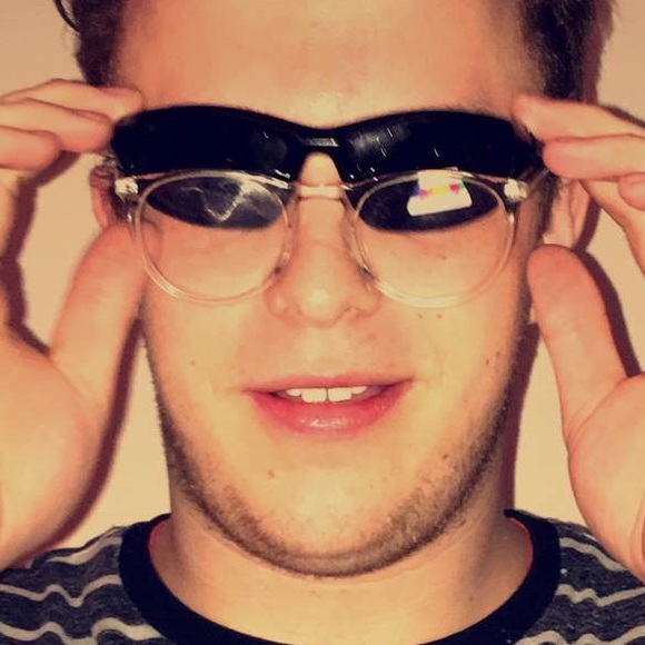 Meet your Posher, Matt - Picture 1 of 1