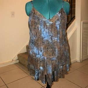 Ruffle layered tank top