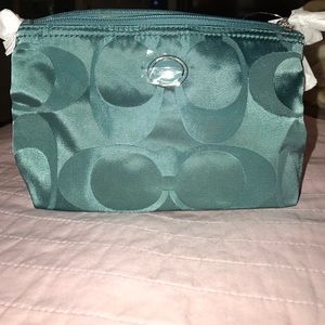 ‼️1day sale ‼️Brand New Coach MN make up bag