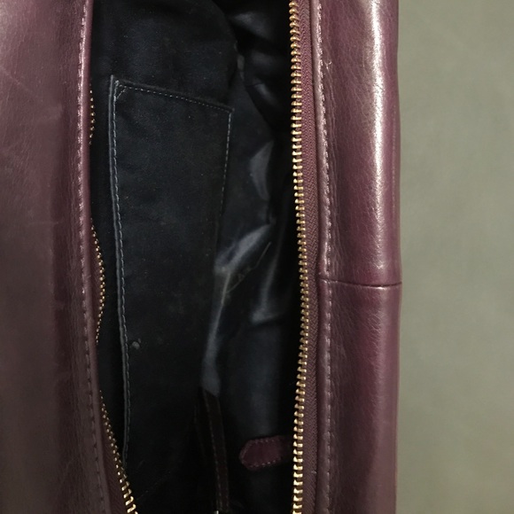 Coach - Picture 2 of 4