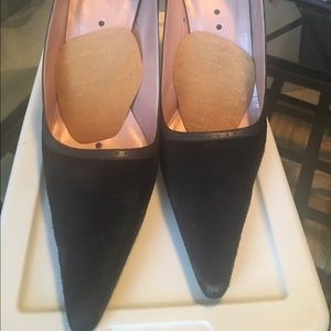 Perfect, classic black suede pump.