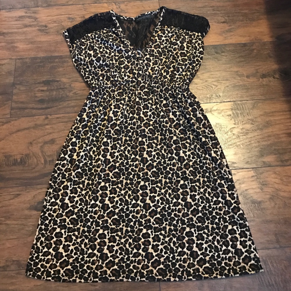 Leopard Print Tunic - Picture 2 of 4