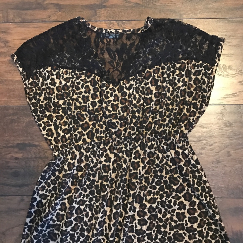 Leopard Print Tunic - Picture 4 of 4