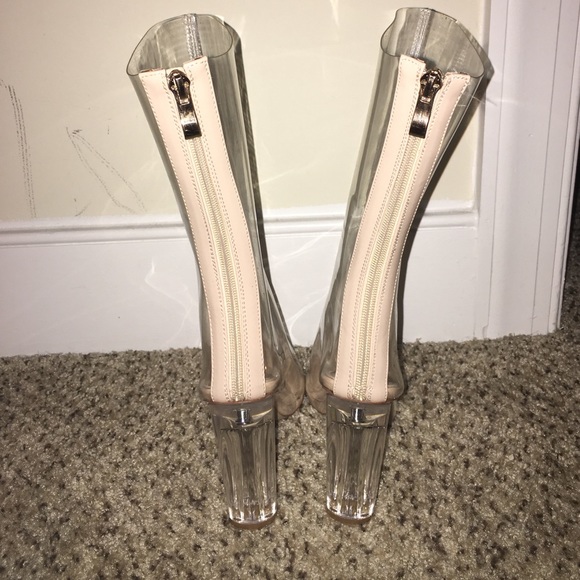 Pointed toe clear boot - Picture 3 of 3