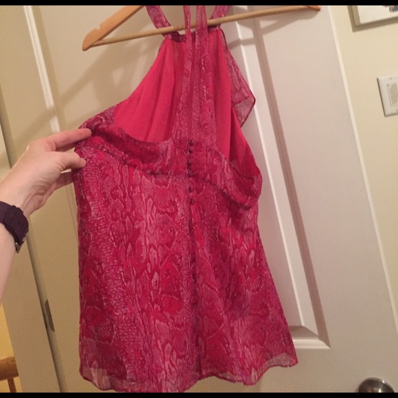 BCBG ping snake skin top-show off those shoulders - Picture 3 of 4