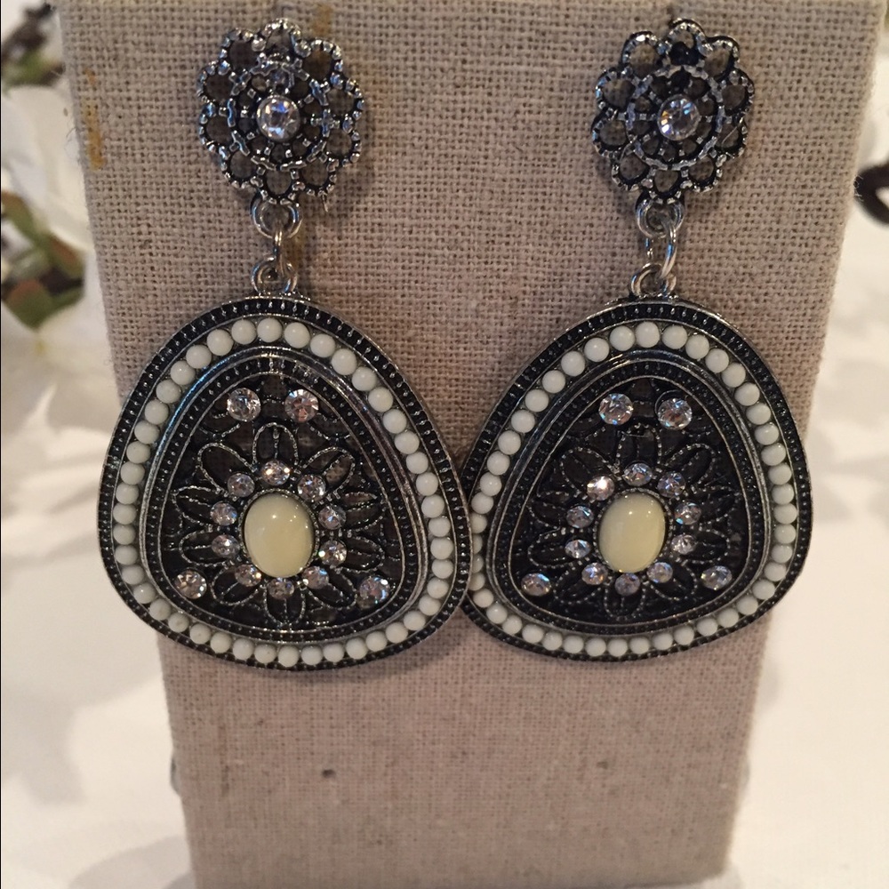 Vintage like earrings