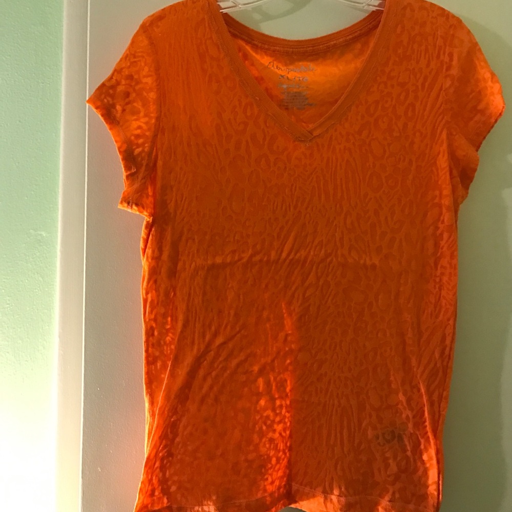 Shear leopard print t shirt