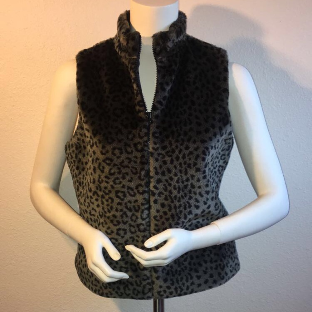 Xhiliration Fur Vest S