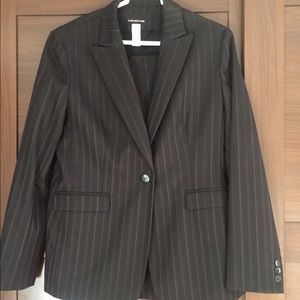 Jones New York navy skirt suit