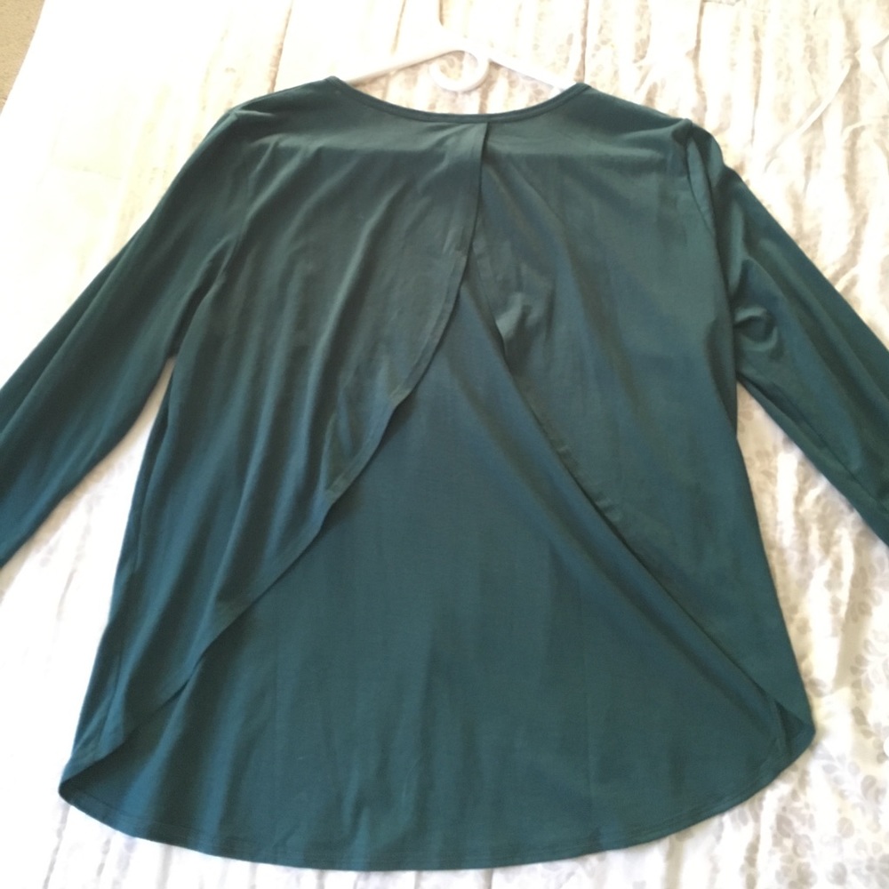 Fabletics split open back