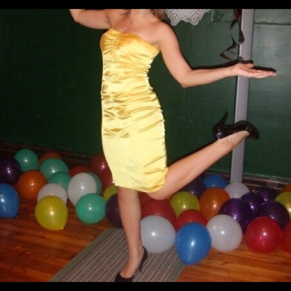 Yellow Strapless Cache dress