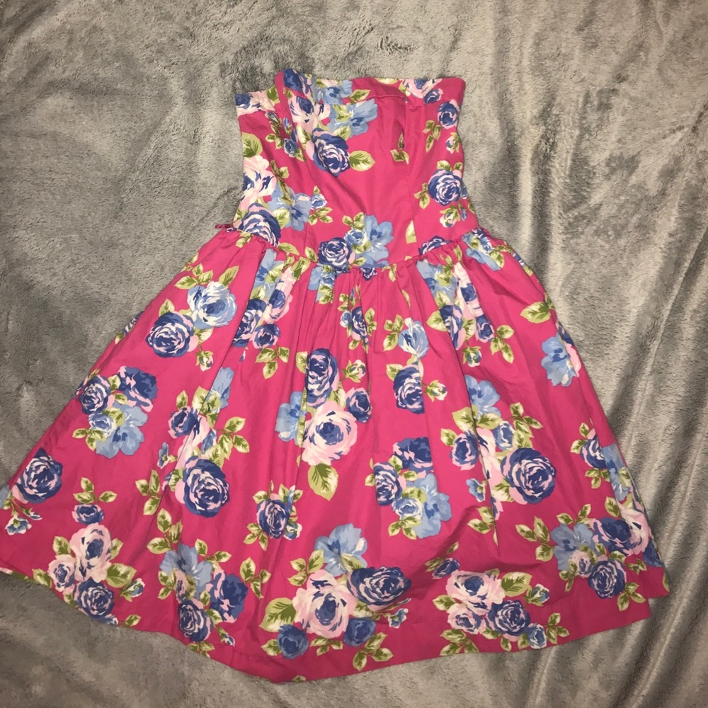 Forever 21 strapless knee length dress