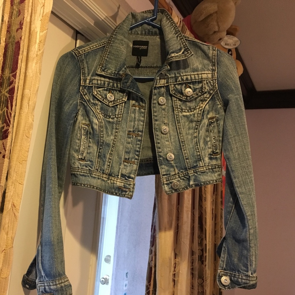 Studded crop jeans jacket