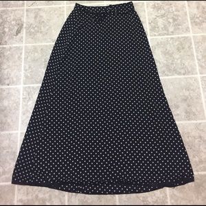 LIKE NEW Liz Claiborne Maxi Skirt
