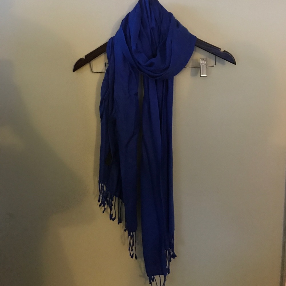 🆕 🦄Blue Scarf