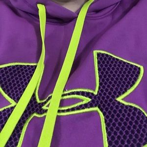 Meet your Posher, Holly