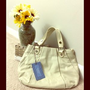 Simply Vera, Vera Wang Handbag