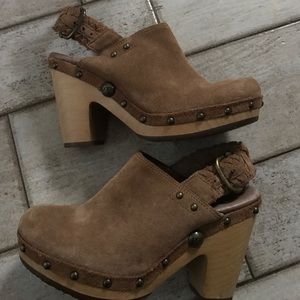 UGG clogs