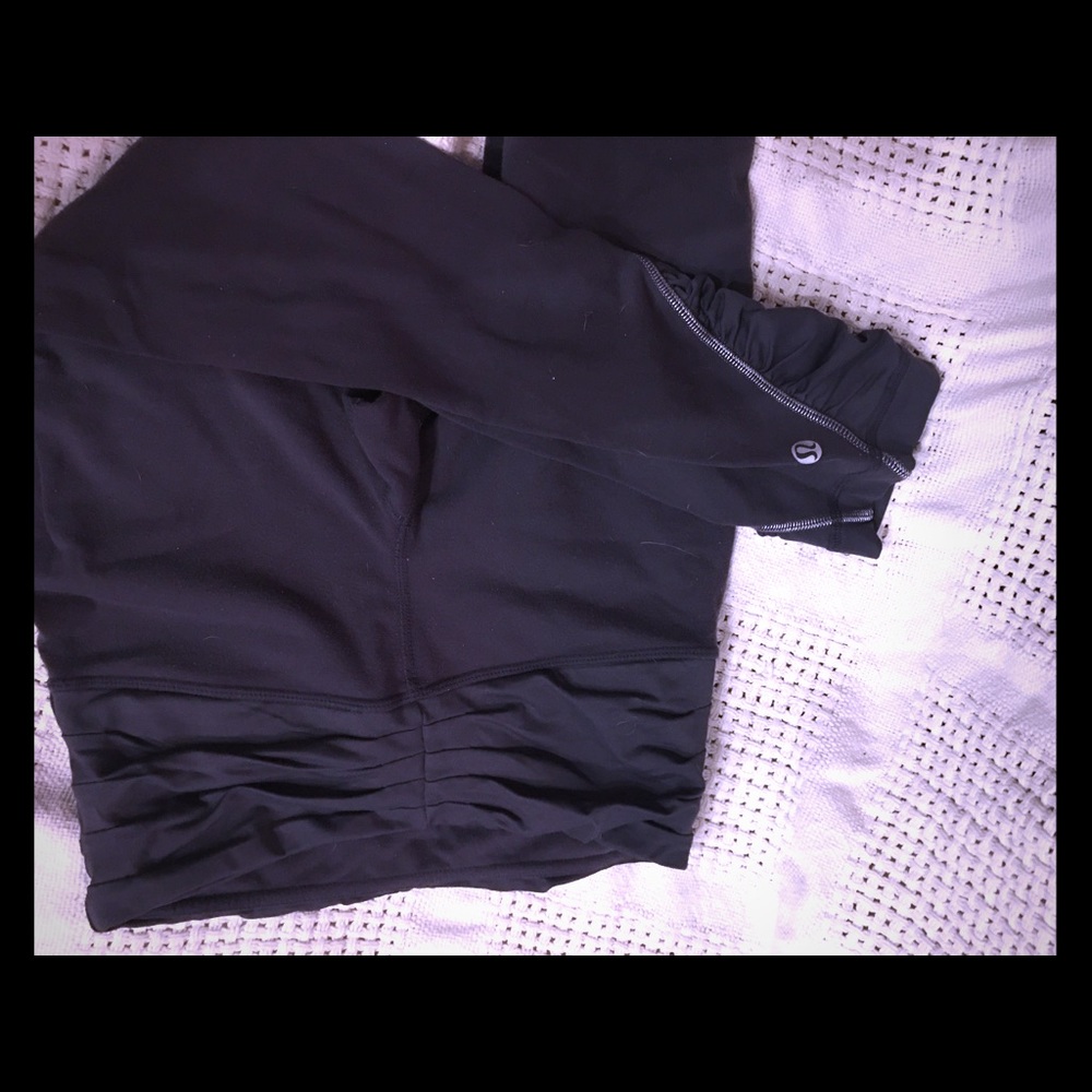 LuluLemon gray yoga pants. Size 4.