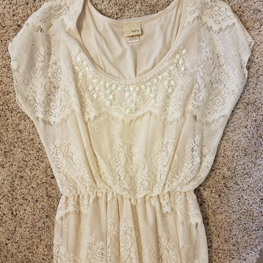 EUC Daytrip lace top.
