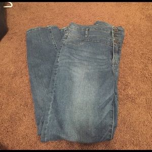 Refuge High Waisted Jeans