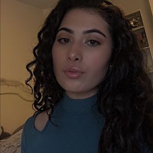 Meet your Posher, Gianna