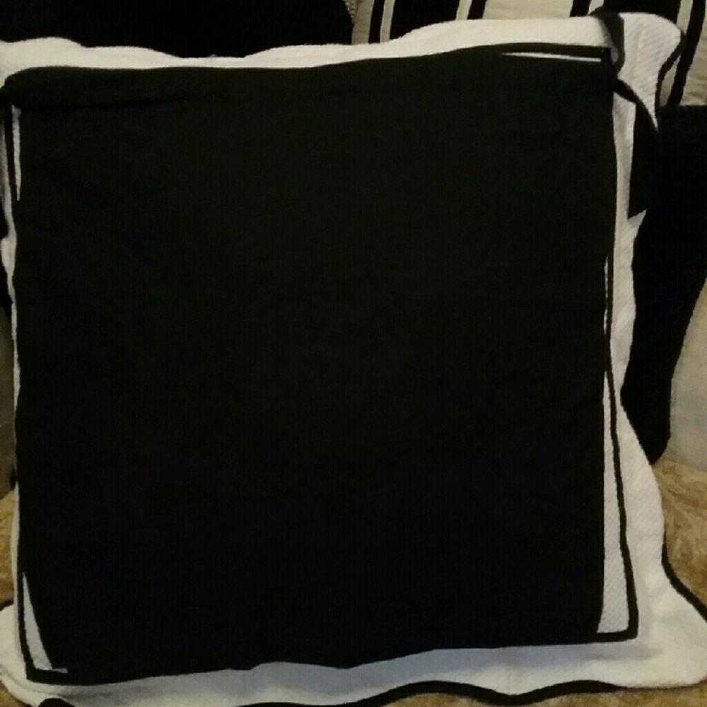 She + Lo Dust Cover - Picture 2 of 2
