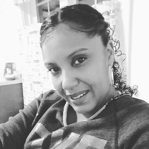 Meet your Posher, Thea