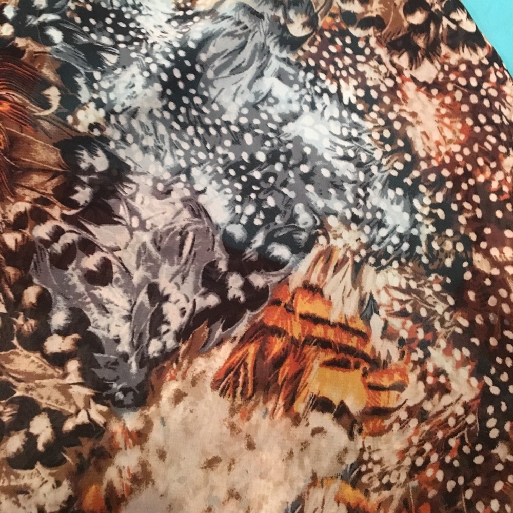 Flowy Tank - Picture 2 of 3