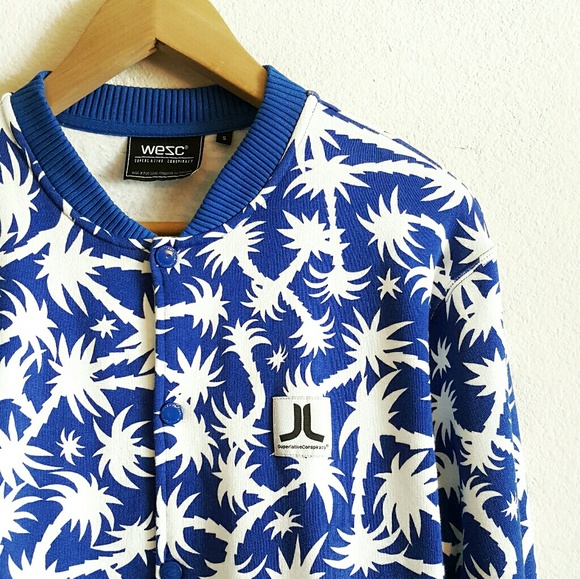 🌴SOLD🌴 WESC fleece varsity bomber jacket - Picture 3 of 5