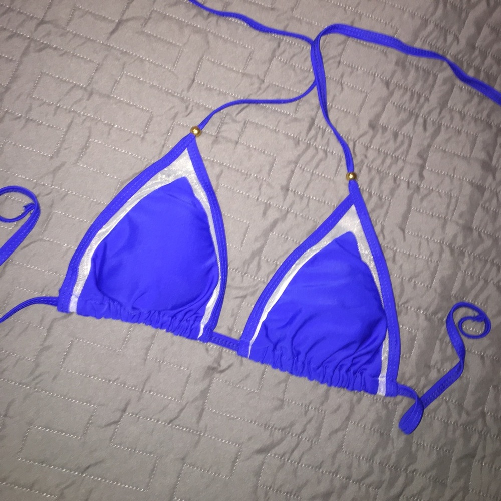 Bikini - Picture 5 of 7