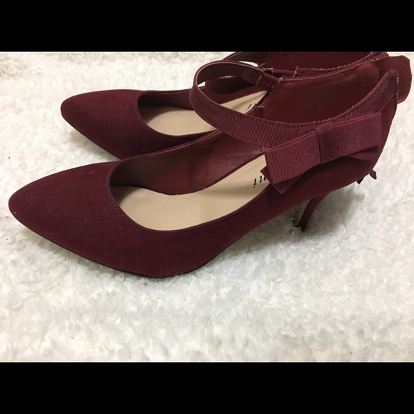 Red Shoes - Picture 2 of 2