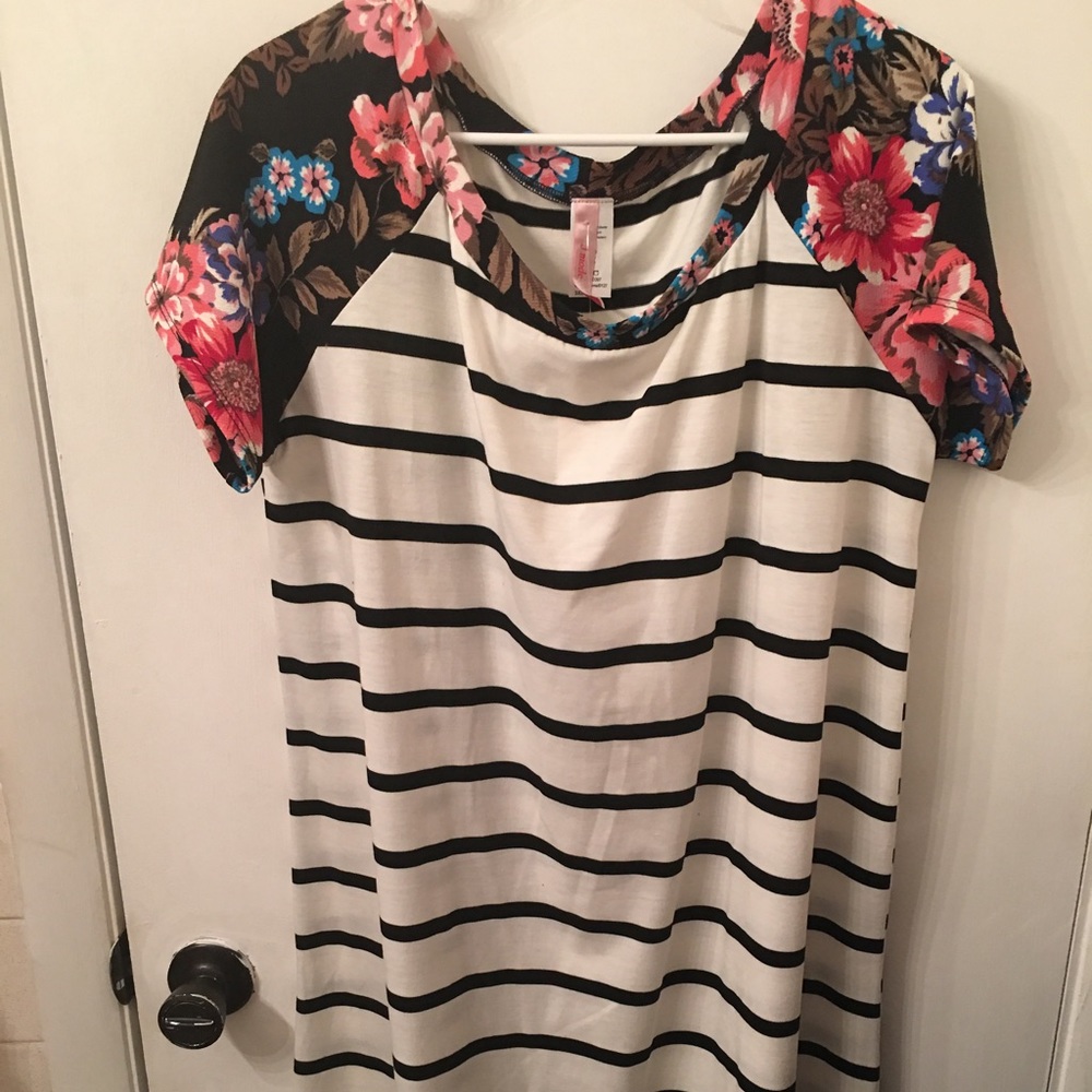 Plus size tee shirt dress