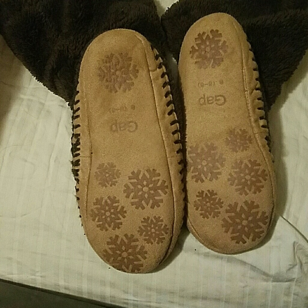 Slippers - Picture 2 of 2