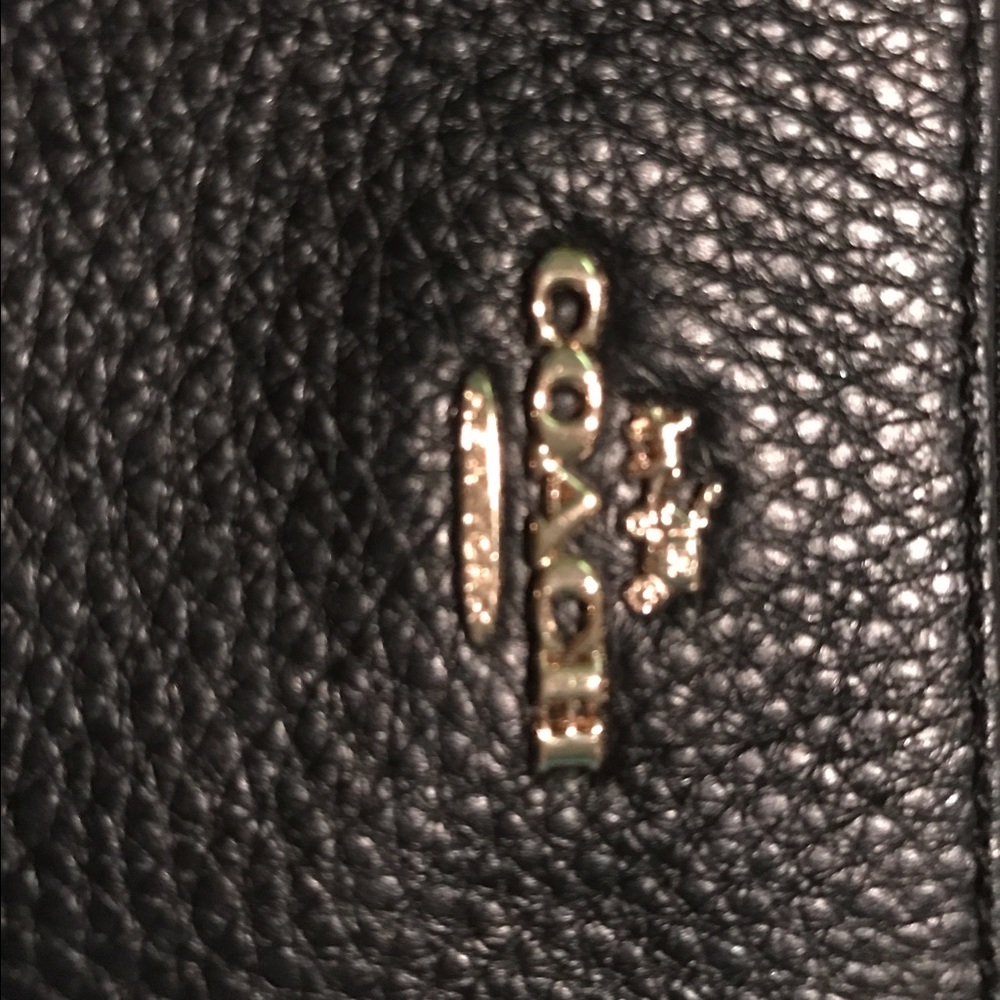 Coach purse - Picture 2 of 4