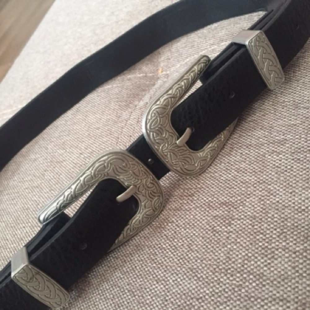 Double Belt - Picture 4 of 4