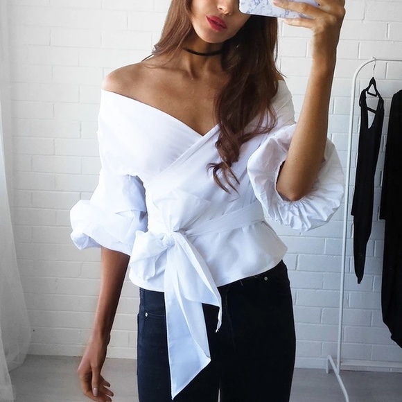 Classy, Trendy and Sexy - Picture 2 of 4