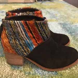 Toms booties