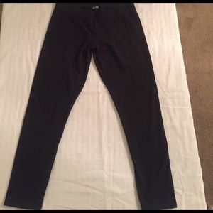 Aerie🌺Regular Rise Black Leggings!!
