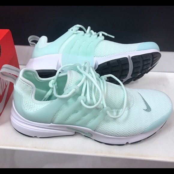 🍬Mint  Presto Nike sneakers🍬!__Price Firm__ - Picture 2 of 7